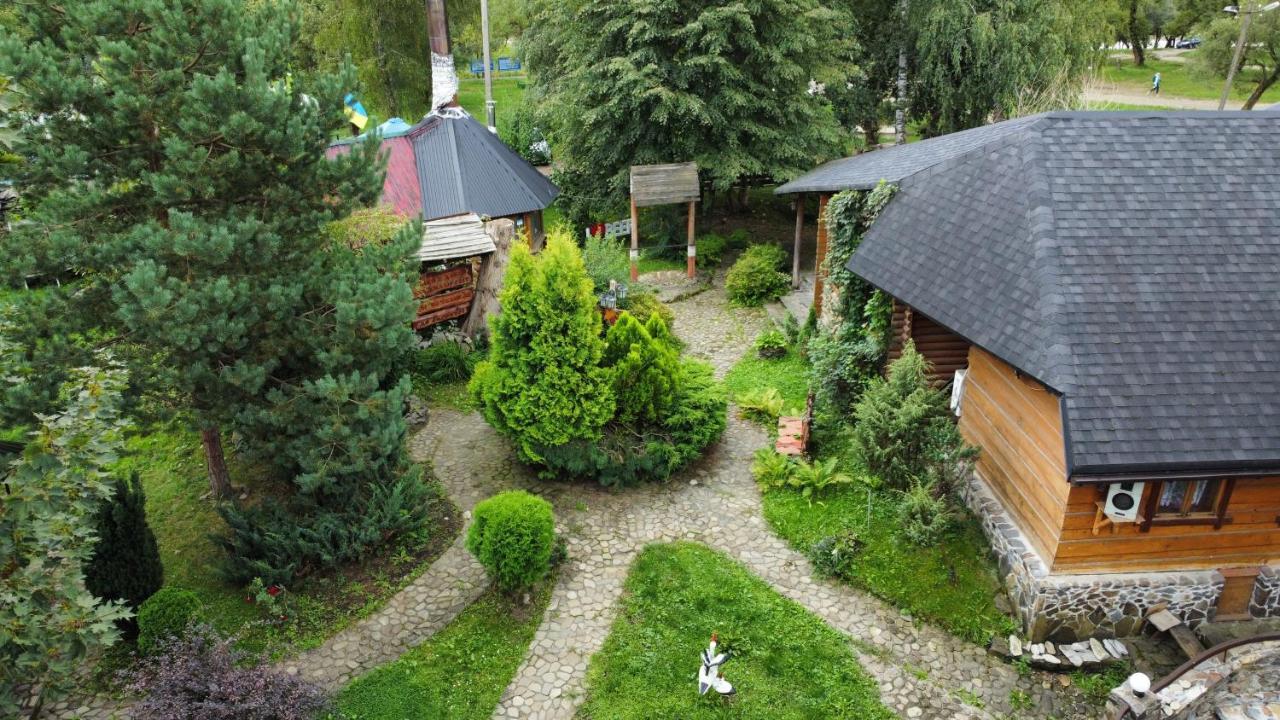 Kozatskiy Dvir Стрый Экстерьер фото