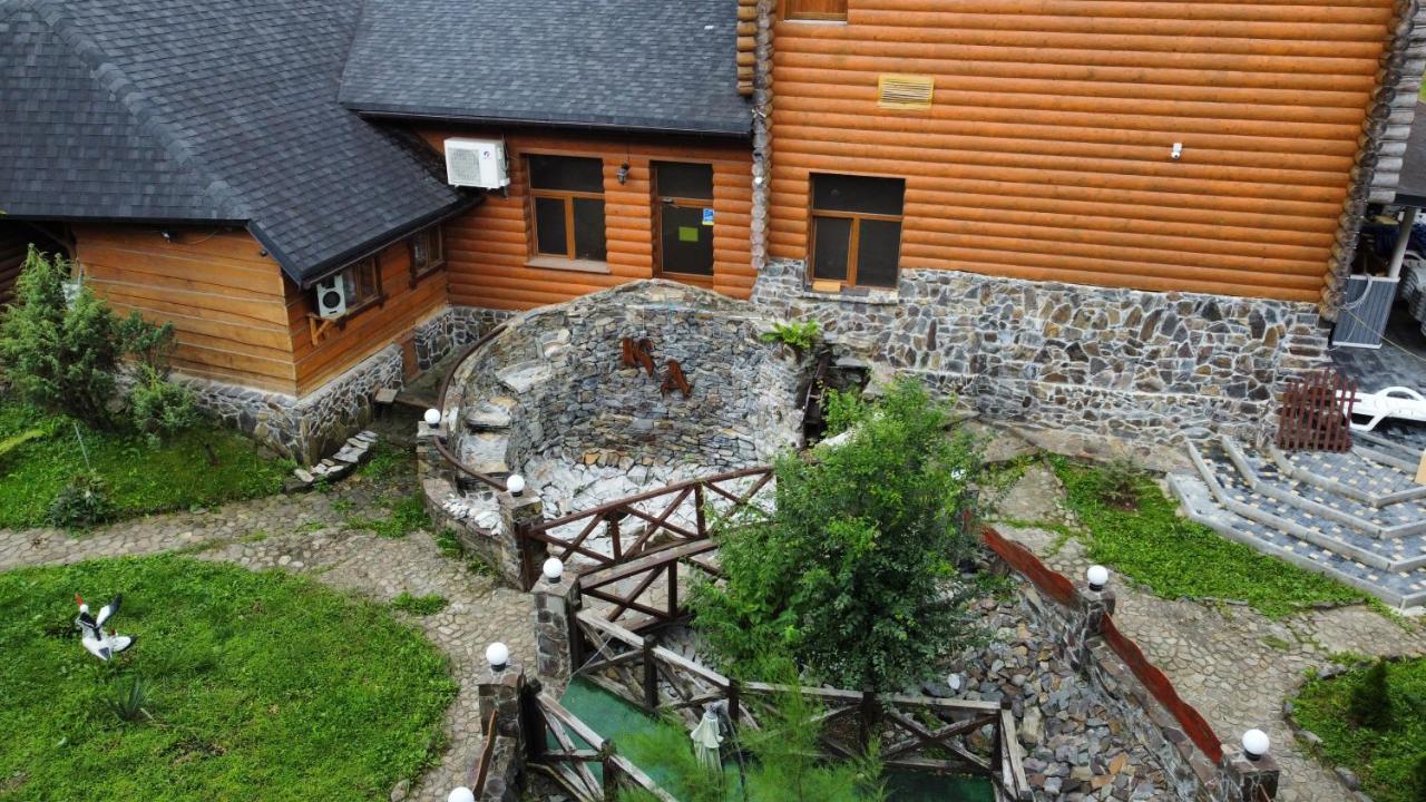 Kozatskiy Dvir Стрый Экстерьер фото
